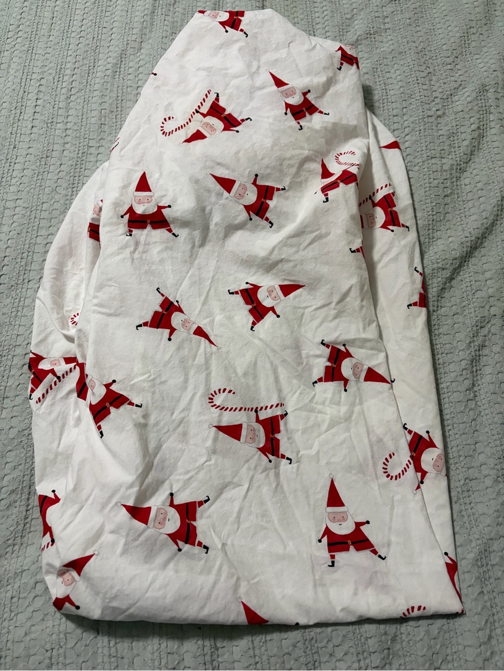 White Holiday Santa Print crib sheet